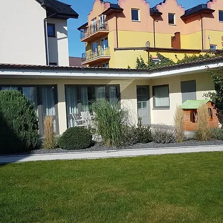Centuria Letniskowy Lodge